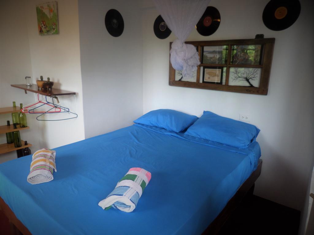 La Familia Guest House And Natural Farm Πορτ Αντόνιο Εξωτερικό φωτογραφία